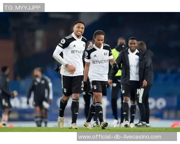 英超足球的魅力与竞争力解析：为何全球球迷为之疯狂